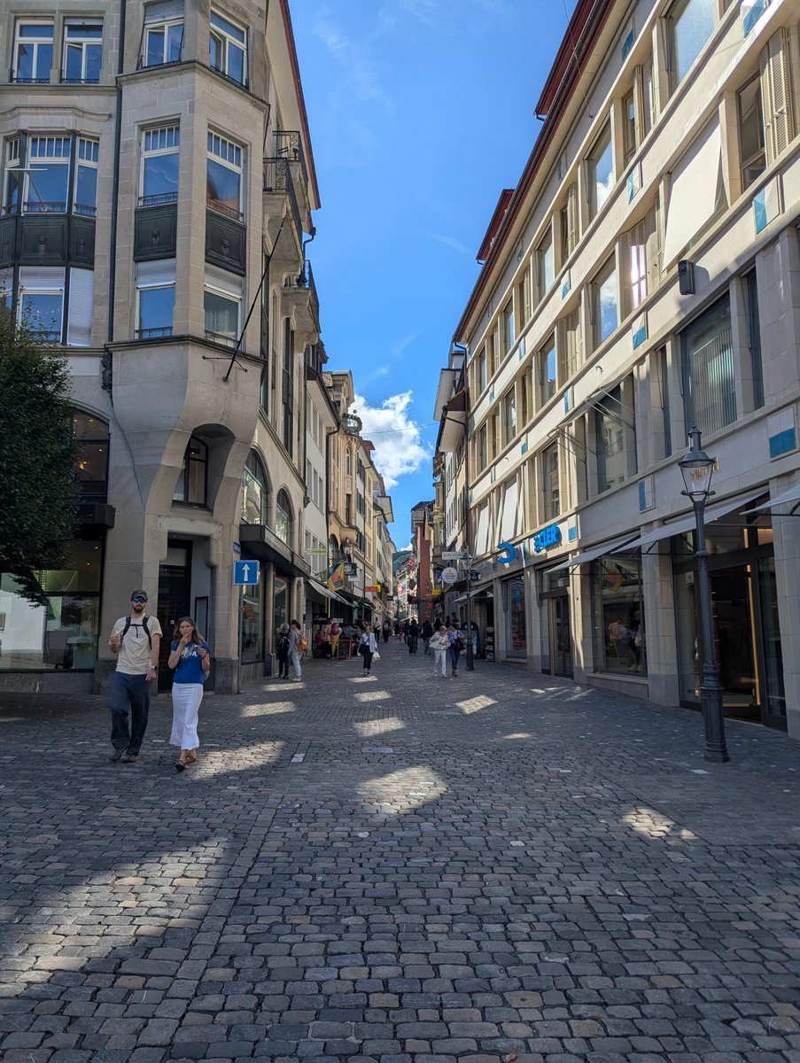 OldGuyWanders's tweet photo. Lucerne is the most beautiful city I've ever seen. https://t.co/KwdsUSVsQU