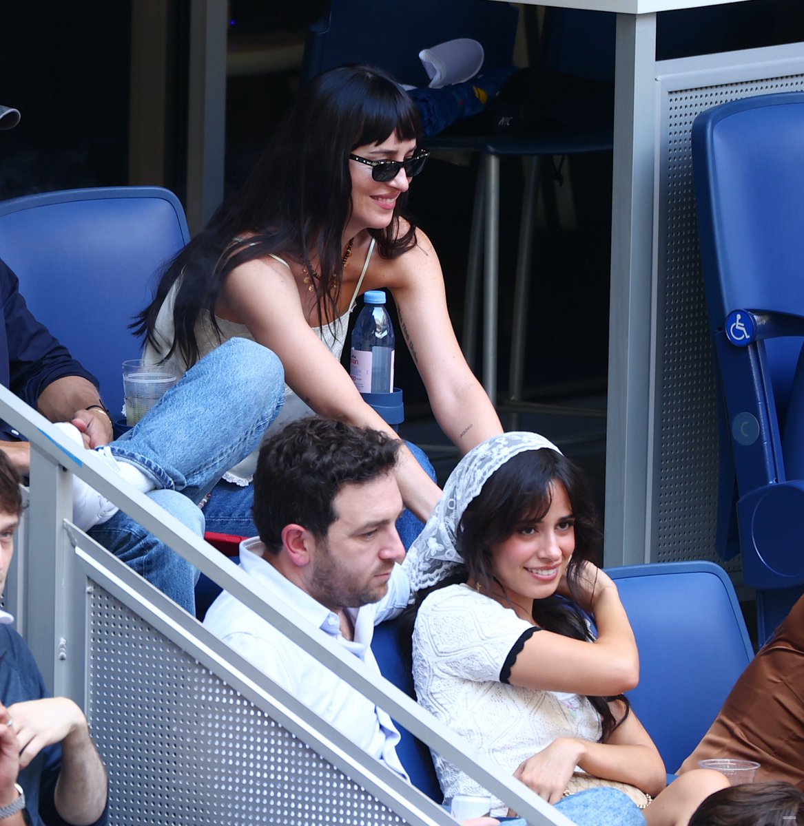 TheCamilaDaily's tweet photo. Camila Cabello and Dakota Johnson at the US Open tennis tournament 🤍 https://t.co/A7jTKMD1Nj
