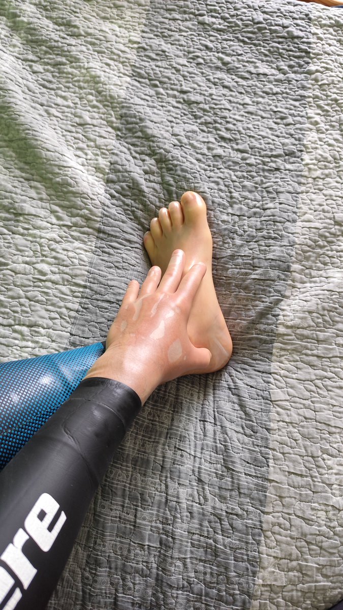 stealthgimp's tweet photo. Part I
How to go shopping: 
1. Neoprene suit + transparent rubber toe socks + transparent gloves
2. Add jeans and polo
3. Slip on white sneax https://t.co/J00zOWs3KD