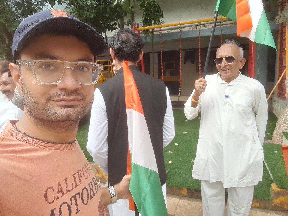 pradeepseeks's tweet photo. With my newest friend on Independence Day🇮🇳 2026 in Ahmedabad https://t.co/CY4EtBYcG8