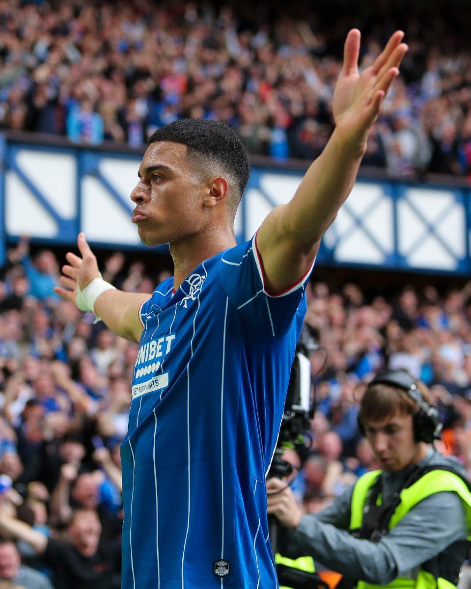 RangersFC_esp2's tweet photo. Aura 🇻🇪🔥 https://t.co/dpjjDzS64L