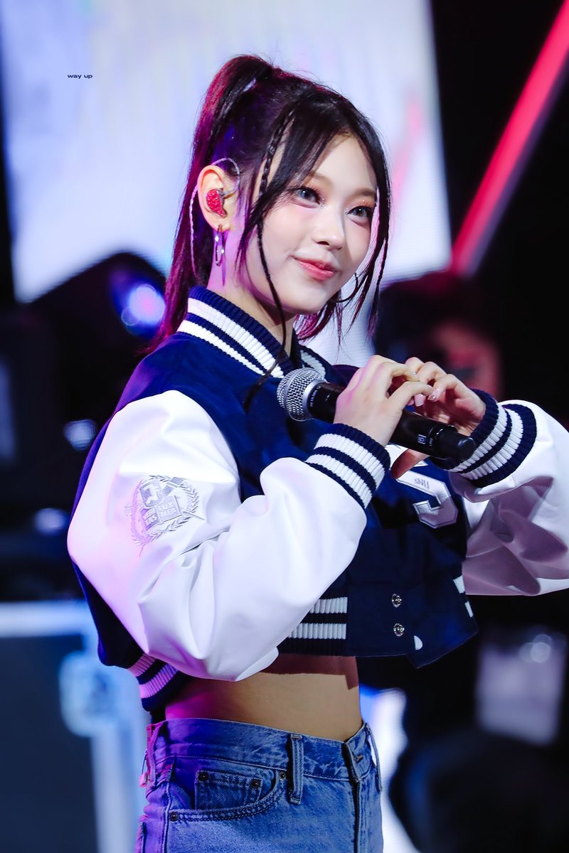 timeto_khr's tweet photo. 230914 스누페
#해린 #HAERIN https://t.co/NARkrqXUex