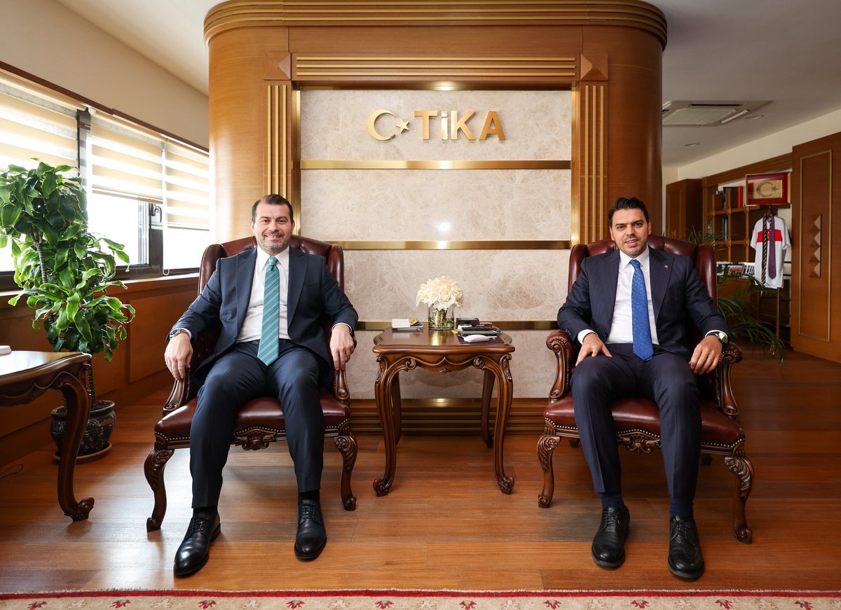 serefcolak's tweet photo. TİKA Başkanımız Sayın Abdullah Eren’i ziyaret ederek verimli bir görüşme gerçekleştirdik.
Eğitim, sağlık, tarım ve kültürel mirasın korunması gibi alanlarda yürütülen projeler üzerine fikir alışverişinde bulunduk. 
Nazik ev sahipliği için Başkanımıza teşekkür ediyorum.
@abdullah_eren