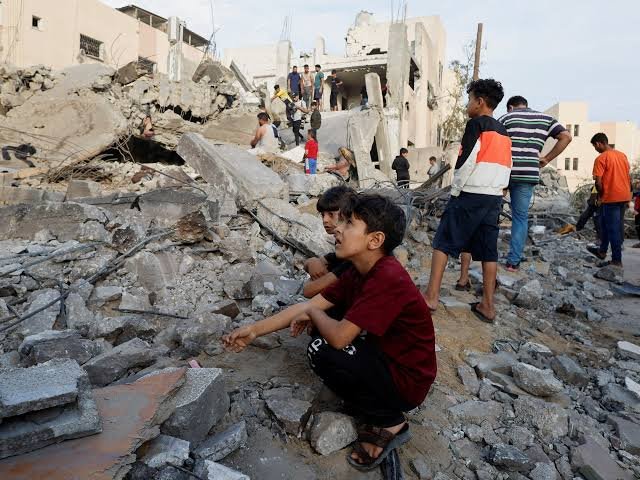 JUSTTOOKHERNAME's tweet photo. @TMZ Hey @Pink the children in Gaza are asking, "What about us?" https://t.co/Ru0fI9FuCa