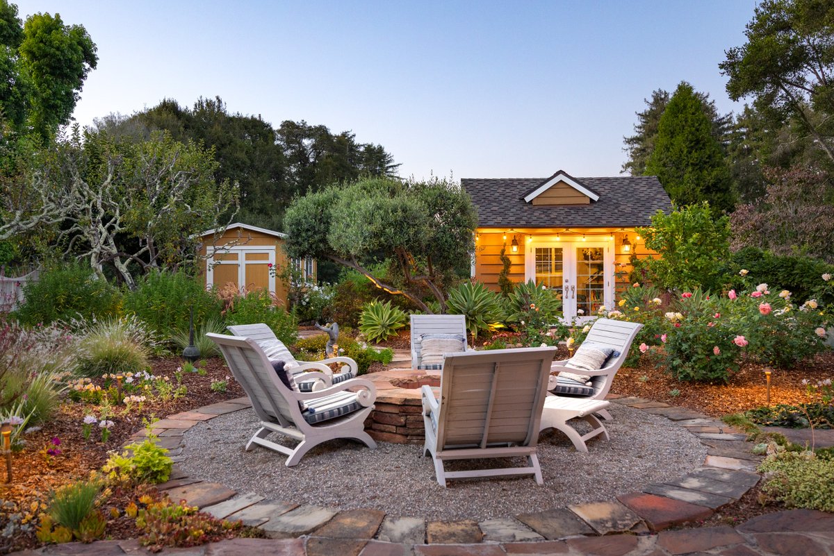 ChristiesHomes's tweet photo. Set on 1.75 acres near Soquel Village, this 3-bedroom estate blends resort-worthy amenities with an intimate indoor-outdoor lifestyle. See more: https://t.co/4DlbI4kJNK

Listed by Thomas Brezsny with Christie's International Real Estate Sereno https://t.co/G2LVg3ogOA