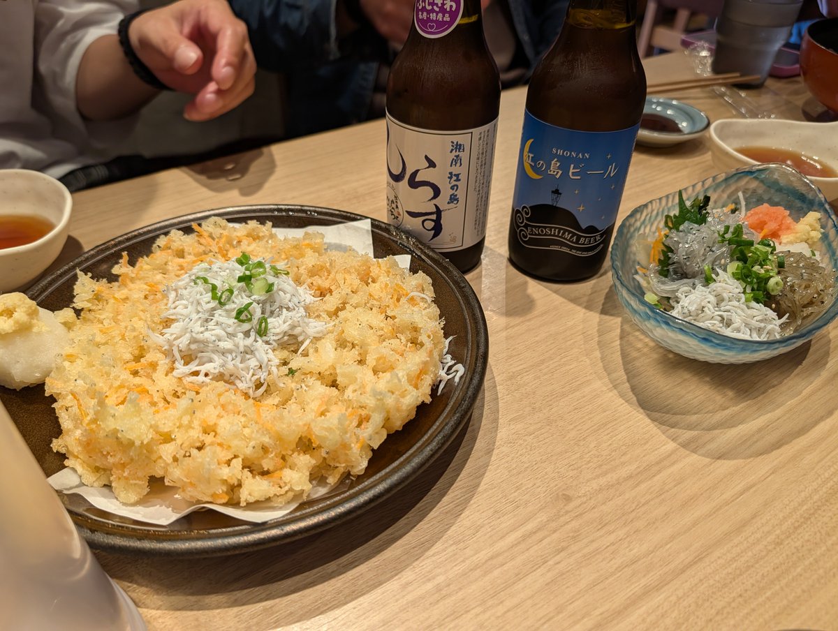 niru8312's tweet photo. 今日もお疲れ様です！

昨日は朝からずっと飲まされたけど
江ノ島満喫してきた🤣 https://t.co/xNC34LTTTU