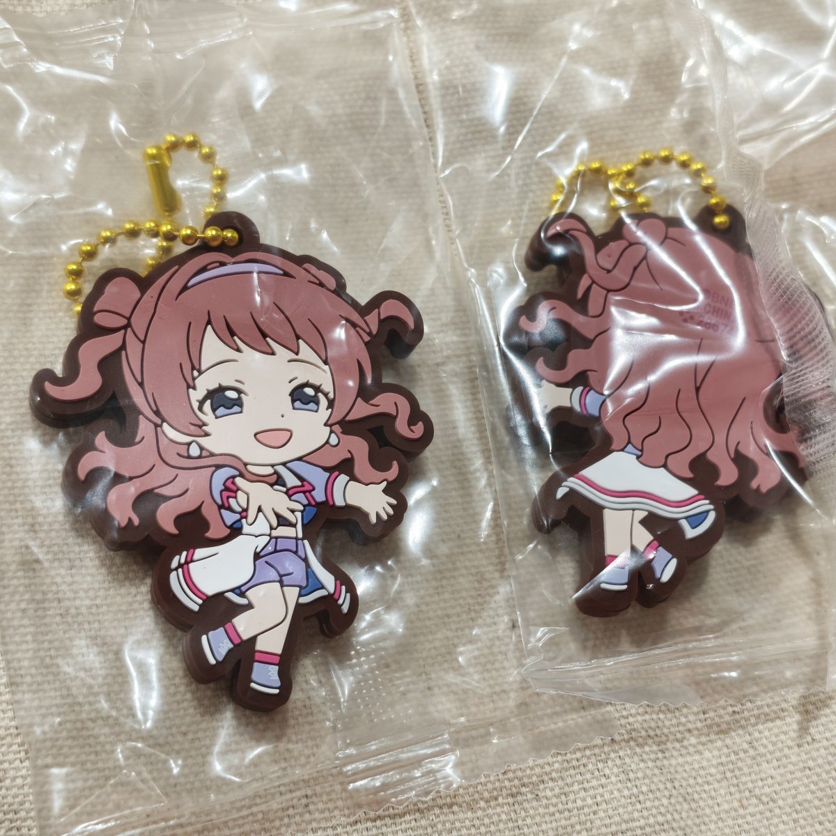 imas_DB's tweet photo. ガシャポン 学園アイドルマスター リバラバ！ 発売中 https://t.co/1WFYiNxYmI