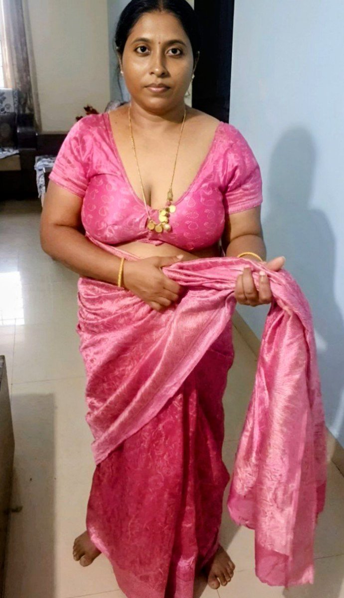 vallavan578's tweet photo. Eppiti irukka Amma https://t.co/mpdcwTShEo