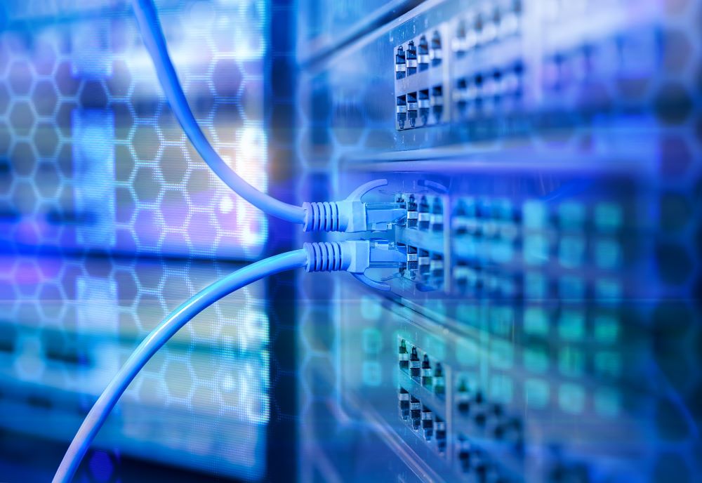 ProSoftTech's tweet photo. Ethernet communications can provide effective connectivity in many industries. Watch our video to find out which type of method is best for different applications: https://t.co/dkxHDYdEBE https://t.co/vD0ipISmJp