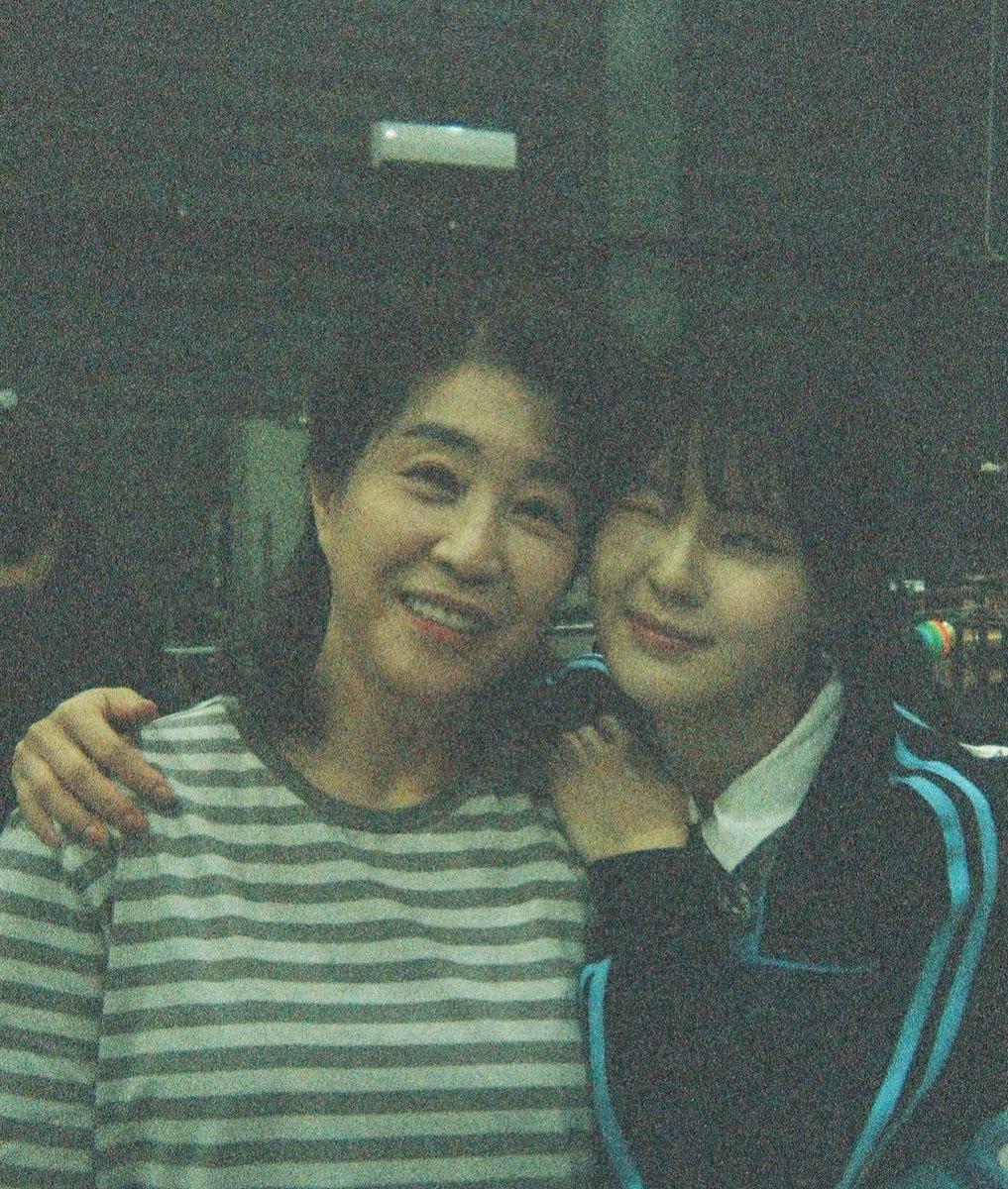 EZ_107's tweet photo. 내 다해가 곧 일주년이래..
거짓말이라고해줘 https://t.co/GomXpaWEng