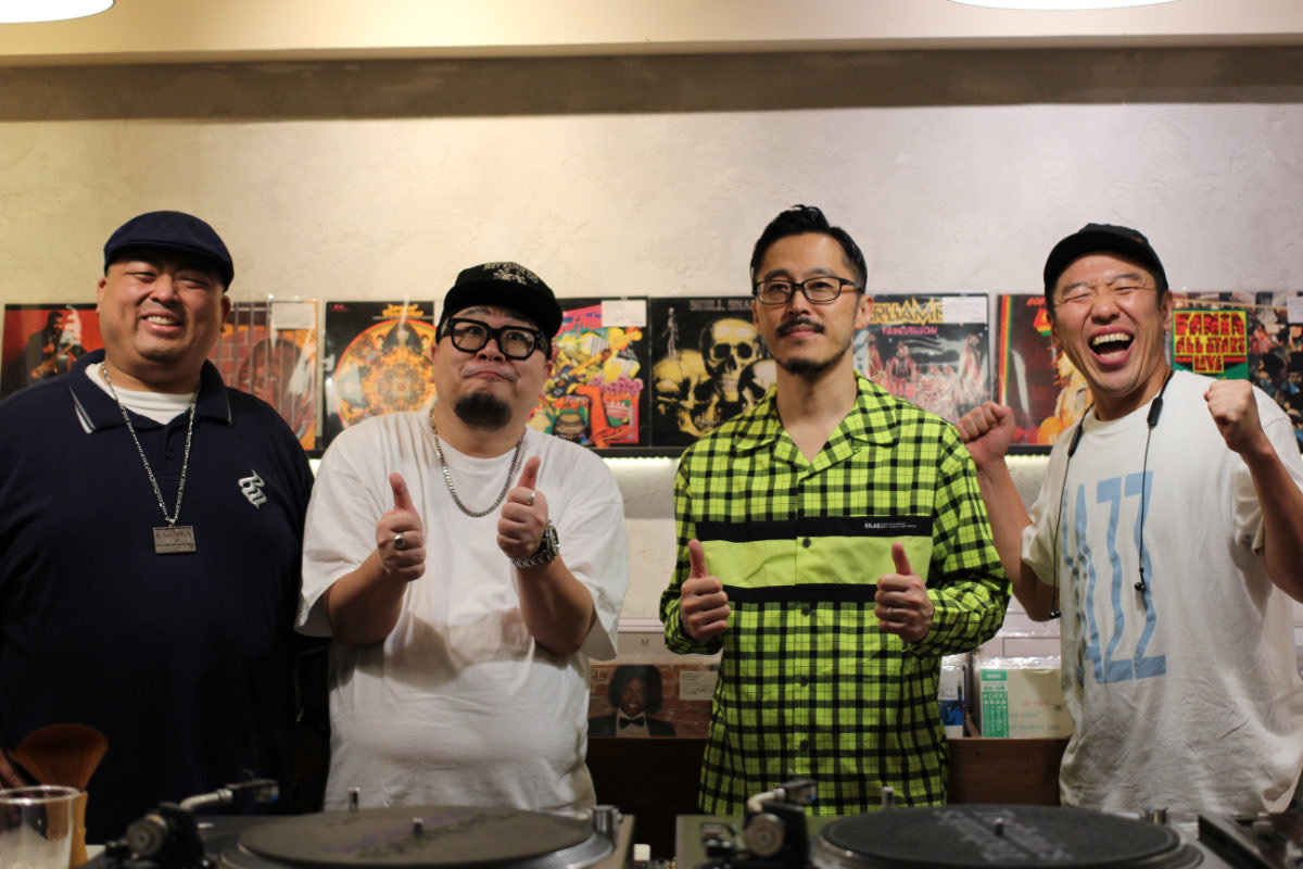 ginzarecords's tweet photo. 【蔵前】昨夜は新たな試み満載のイベント
『DJ JIN Presents レコー道 蔵前長月場所』。
ご参加頂きました皆さま、ご協力頂きました皆さま、誠にありがとうございました！！

トークパートやゲームパートとDJタイムを交互に繋いでいく構成は、長丁場もそれぞれに楽しんで頂けたかと思います。 https://t.co/8IeQkiXhNf