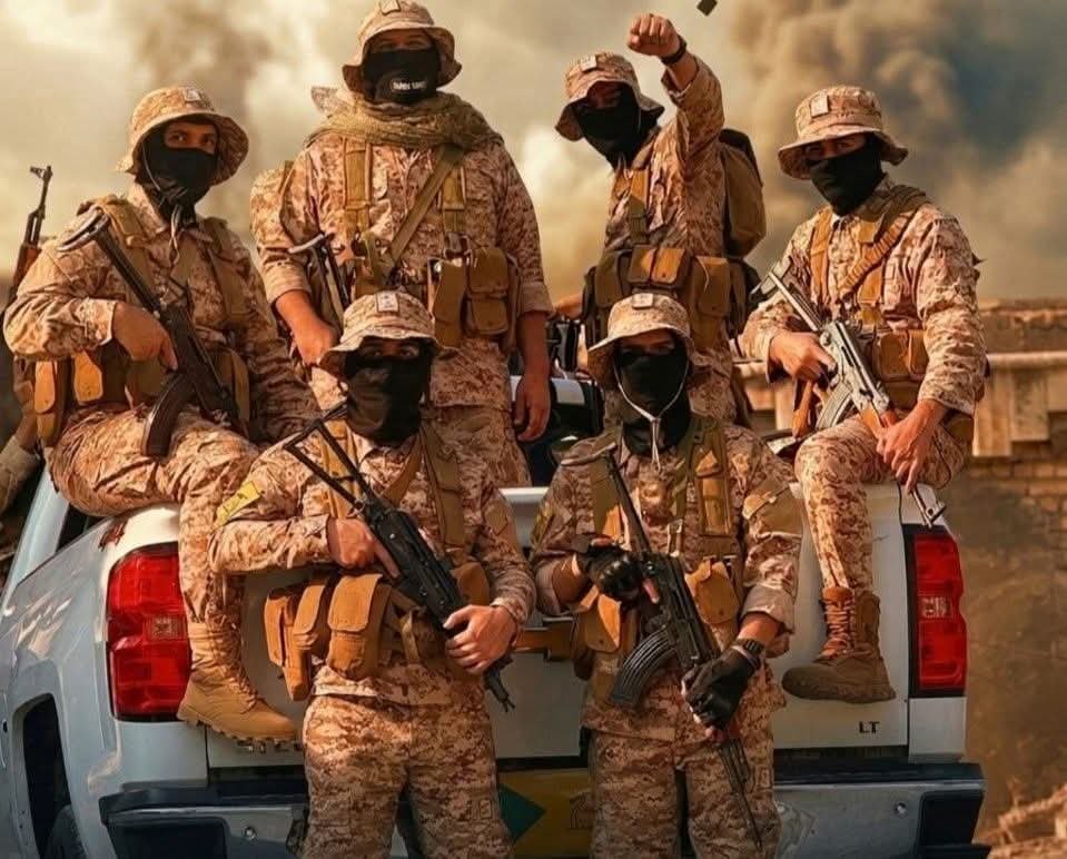 Wl2RXb1G75hSLbD's tweet photo. سلاحنا امانه نسلمه لصاحب الزمان عج 

#رسالة_اهل_الثبات https://t.co/Sss6o3tNYS
