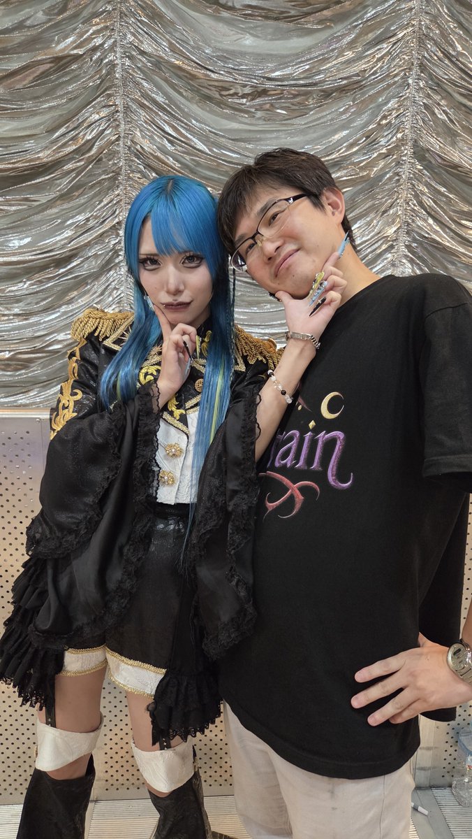 _kei_0_'s tweet photo. 9.14 化かし合い vol.17〜Alice in Wonderland1周年〜
2週間ぶりの #Astrain は赤羽ReNY alphaでのトッパー!
楽しいライブだった!
Sチケ特典と入特で写メ2枚!
しばらく会えなくなるのは寂しいけど今後の89にも期待!
#アストレイン https://t.co/iz6vyOxmDR