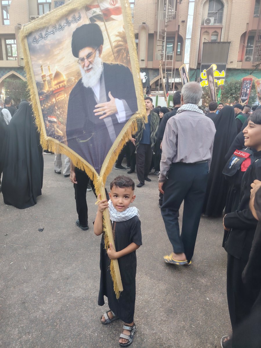 Ahmeed__313's tweet photo. أيدينا على الزناد وقلوبنا مفعمة باليقين رهن الإشارة دائماً وأبدا. بي صغارنا  وكبارنا

#رسالة_اهل_الثبات https://t.co/eDKj4vLqdp