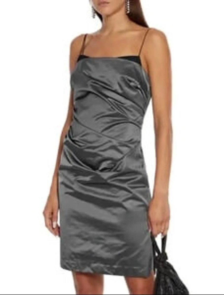 LuxModaItaliana's tweet photo. RRP€484 HELMUT LANG
Dark Silver Liquid Silk MiniDress
US2 UK6 IT38 XS

A stunning dress beautifully crafted from luxurious silk fabric that catches the light like liquid metal

Treat yourself 💝
#eBay 👉 https://t.co/ktAoaxAKrO

#DesignerOutlet #LuxuryFashion #Designersales https://t.co/vRnXQzhgq0