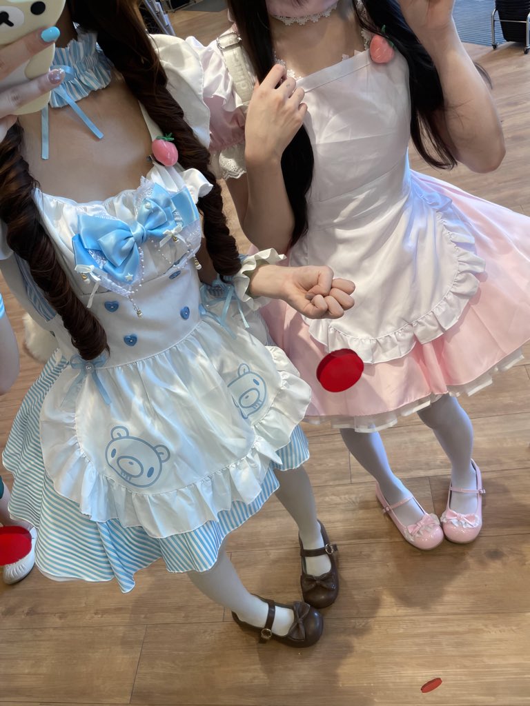 clarertafner's tweet photo. 继续继续！！！😂

谁要看我和闺蜜的福吗，

 多来锐评一下，看完不许讲我福嗷…！ https://t.co/mDTbZVz2E0