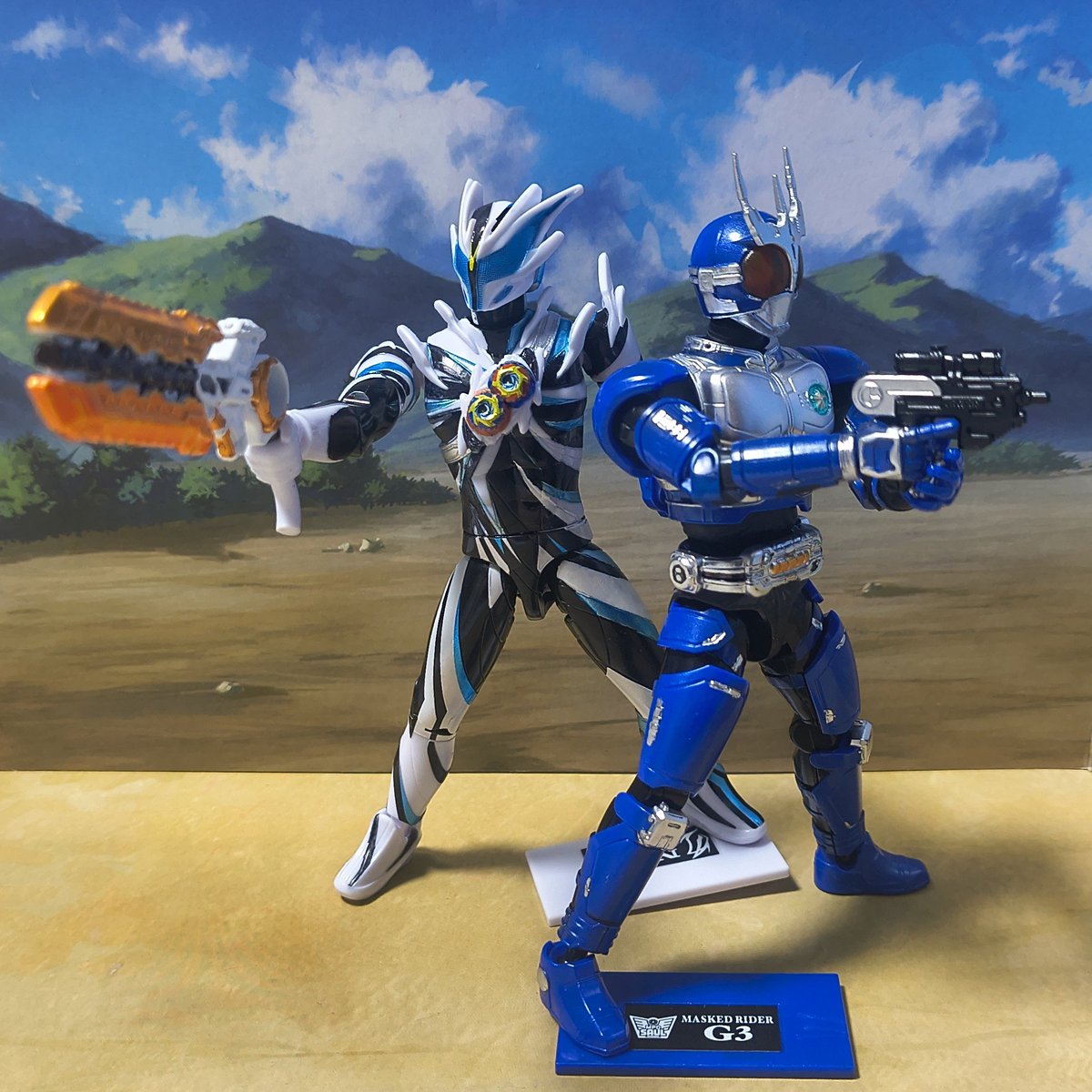 ChillyAAAacter's tweet photo. 警察の仮面ライダー

#装動 https://t.co/WfJk3Fc7ZI