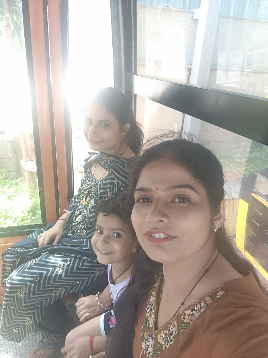 Shivani1mce's tweet photo. https://t.co/8RyGWvuo7E