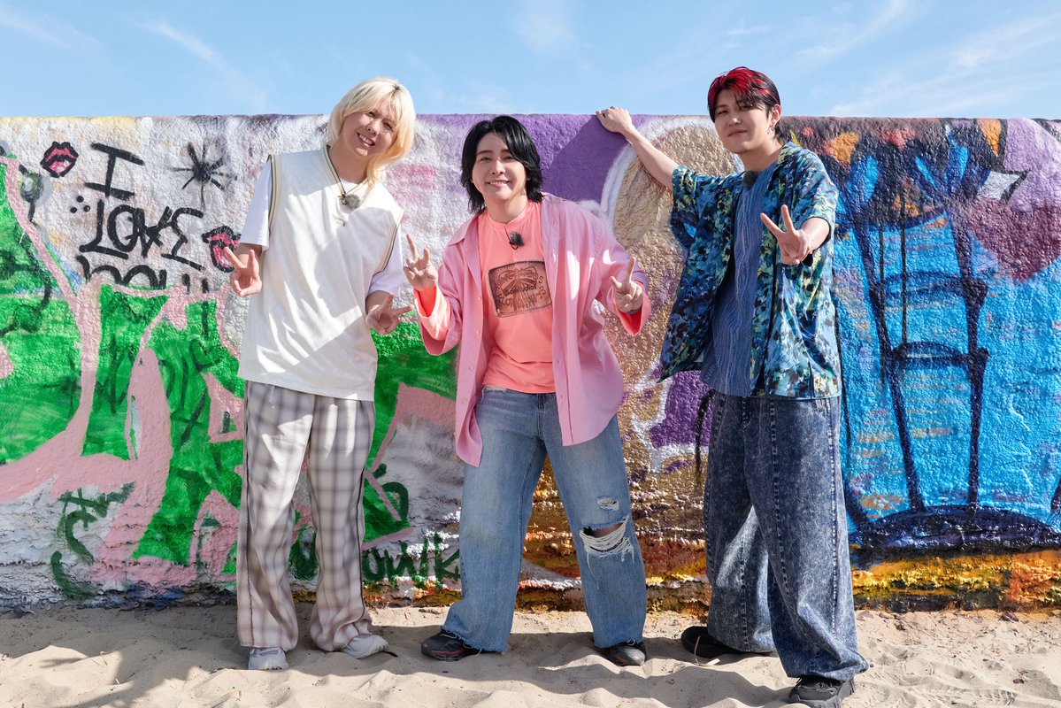 AORINGOHUZIN's tweet photo. TBS系「テレビ×ミセス」ご覧いただき、
ありがとうございました❎
⁡
セグウェイ絶景ツアーや無人タクシー、
絶品ホットドッグまでLAを大満喫した
3人の様子をお届けしました🌭
⁡
絢香さん、スキマスイッチさんとの
豪華コラボ【名曲×ミセス】も
見逃し配信で何度でもお楽しみください🎼
⁡
▼見逃し配信はこちら
https://t.co/DLJN32dVaF
⁡
#MrsGREENAPPLE
#テレビミセス