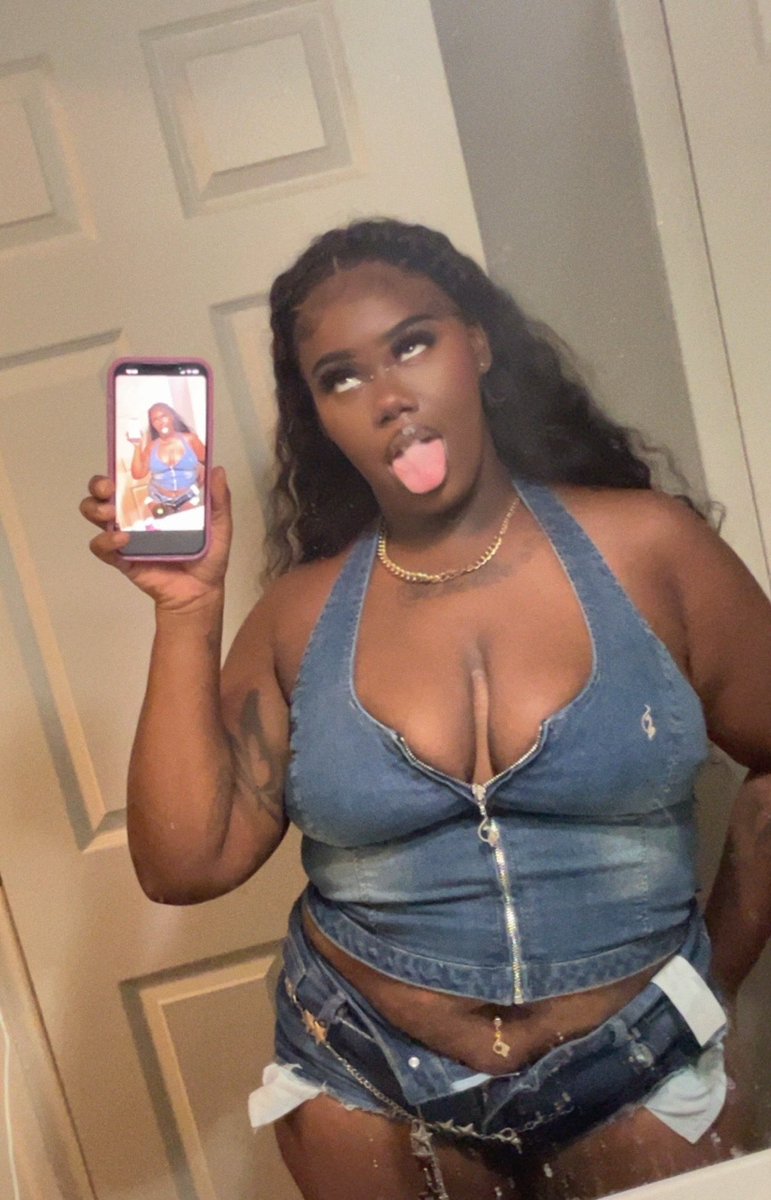 bendova513's tweet photo. Pull them jeans ova #babyphat https://t.co/Ur2lLHSvhK