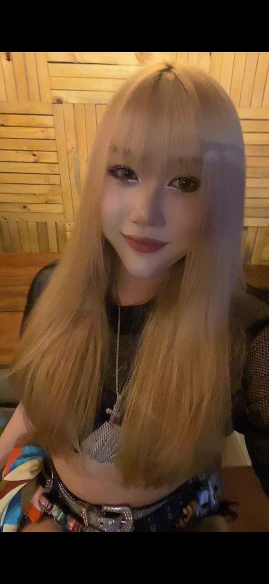 Xuanhyne's tweet photo. Tối nay mún i dạo
#bisexual #cầnthơ https://t.co/LDL5MqcDkM