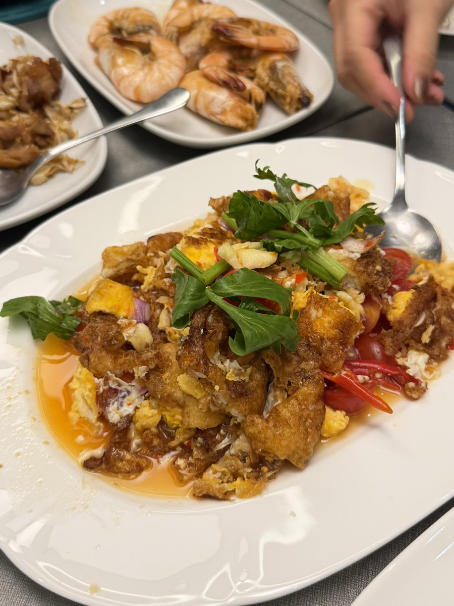 miunatshaa's tweet photo. เติมอาหารที่บ้านฉ่ำๆๆก่อนบินคืนนี้ อิอิ🇫🇷✈️-> 🍓🥐🥨🥞🍳🧈 https://t.co/Vv8ssBwEiu