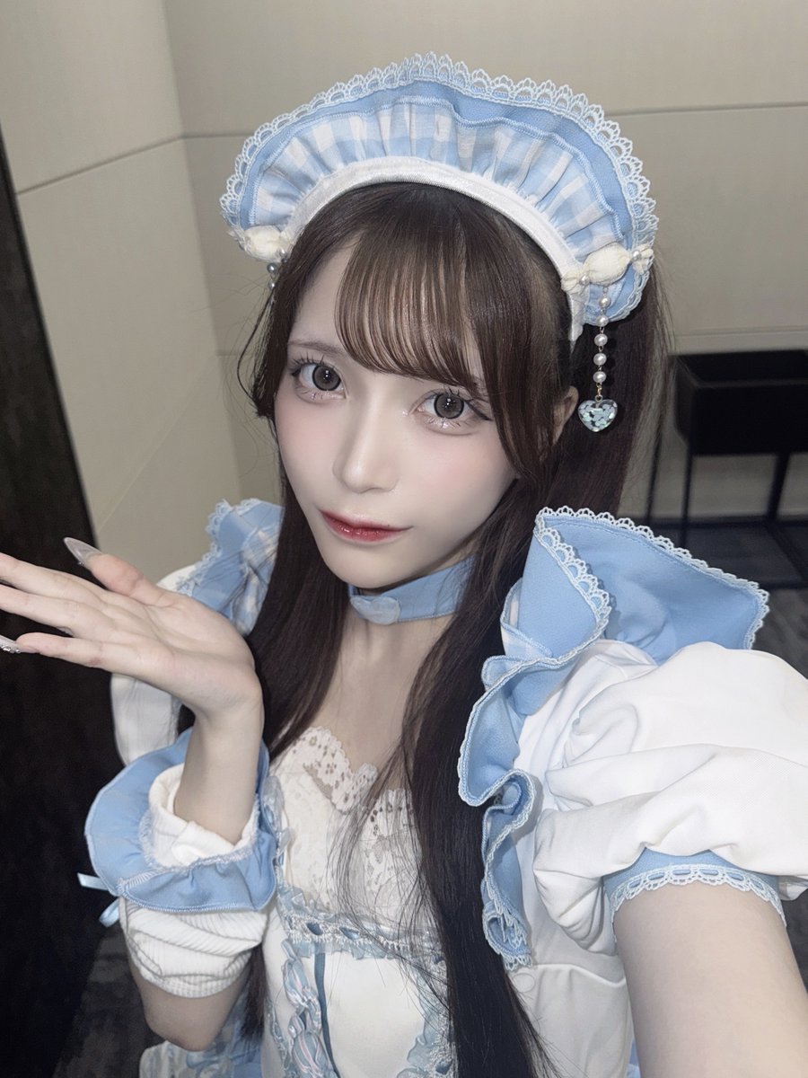Lenge_TENRIN's tweet photo. お給仕しますよ〜♡🎶 https://t.co/JMizVmGMvq