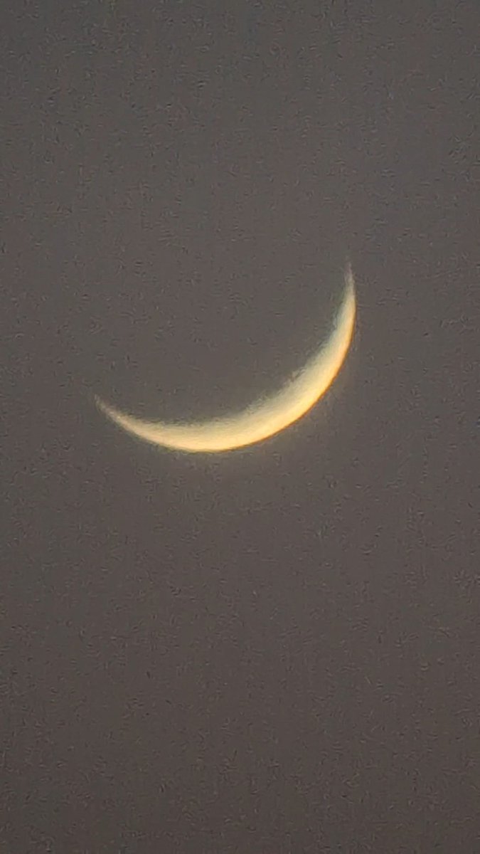 612cloud's tweet photo. moon and venus tonight🌙✨️ https://t.co/tfdLIBX5ZN