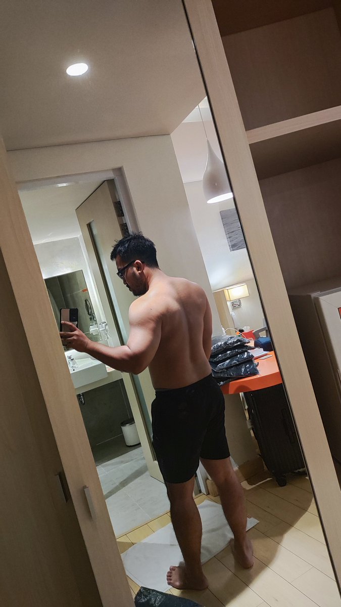 dumpandpumps's tweet photo. P adu back https://t.co/9Juwg3UJie
