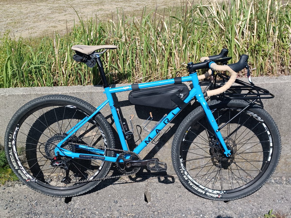 katamari115's tweet photo. 呼んだね、ガラクタ組み自転車の事 https://t.co/XIPg4WFC70