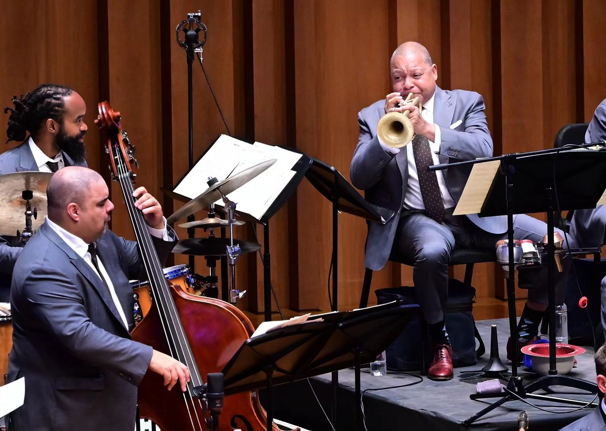 dlnews__'s tweet photo. This weekend’s live jazz set had me floating—trumpet solos hitting just right, vibes so warm I didn’t want the night to end. https://t.co/4jXCzGg1V7
