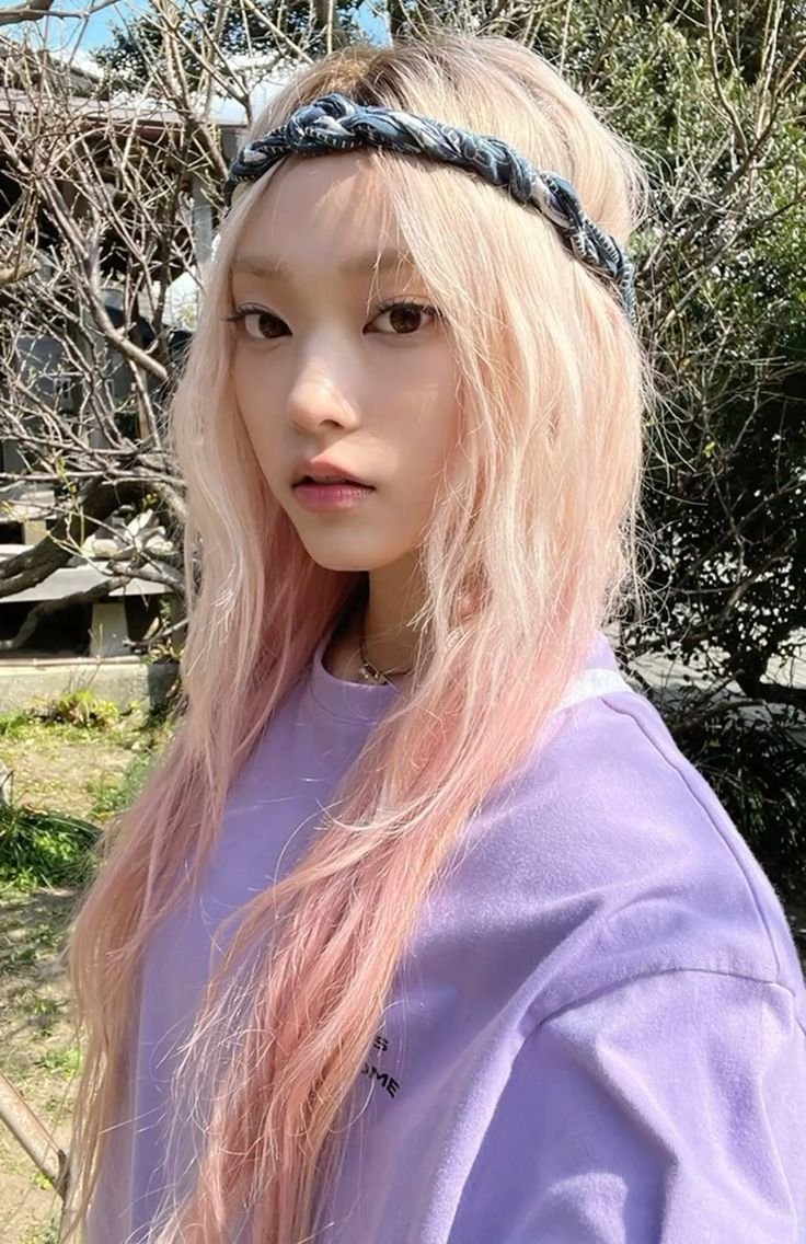 supershyuji's tweet photo. I think we don't talk enough about this hair color https://t.co/vTQ6ym0mpt