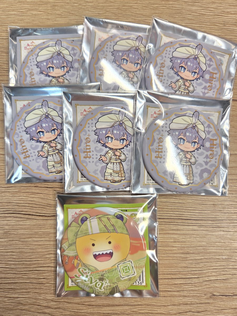 STPRfan649491's tweet photo. 更新します！

カードと缶バッジ以外は変わってません！

求　1枚目orPay×2

譲　画像のもの

#からぴちグッズ交換
#からぴちグッズ買取 https://t.co/EHydDCMuzB