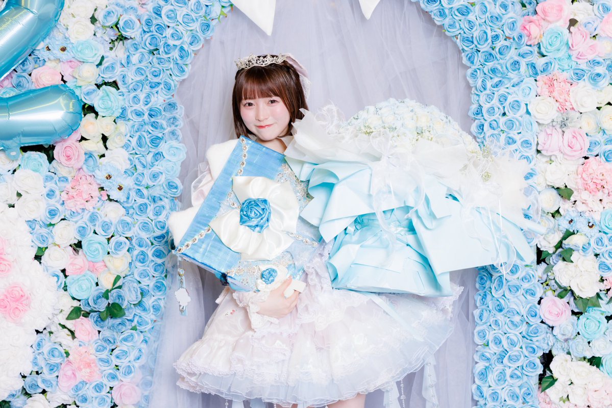 miyu_cs0913's tweet photo. 生誕祭ありがとうございました🩵🎂
世界一 幸せだった♡宝物✨ https://t.co/NEslomnORq