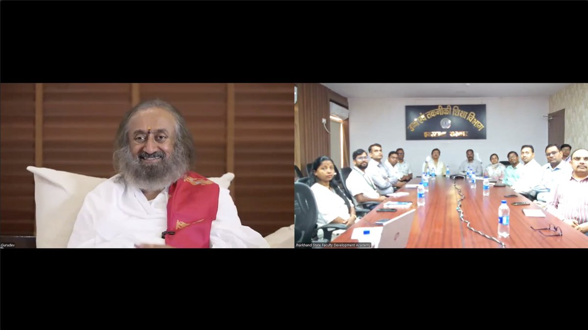 GurudevKannada's tweet photo. ಭಾರತದ ಜಾರ್ಖಂಡ್ ರಾಜ್ಯದಾದ್ಯಂತ ಇರುವ ಶೈಕ್ಷಣಿಕ ಸಂಸ್ಥೆಗಳ ಕುಲಪತಿಗಳು, ಬೋಧಕ ವರ್ಗ ಹಾಗೂ ಸಿಬ್ಬಂದಿಯನ್ನು ಉದ್ದೇಶಿಸಿ ಮಾತನಾಡಿದೆವು. https://t.co/l6rxUEQNnA