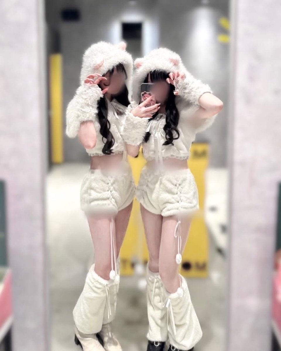 ranpu21ranpu's tweet photo. 友達と撮ってきたよ ✌︎
#裏アカ女子 #裏垢女子 #自撮り界隈 #彼氏欲しい #彼氏募集中 #いいねでdｍ #通話相手募集 #通話相手募集中 #美男美女と繋がりたい #日常垢 https://t.co/TINhs6UeKP