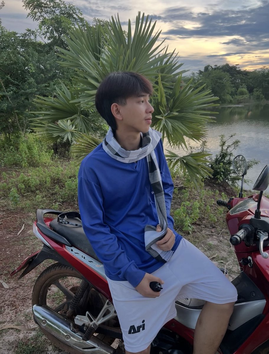 Chief_5054's tweet photo. ข้ามันลูกทุ่ง🧑🏽‍🌾🕸️🍃
#นักบอล #ไทยบ้านดำแดด #ทักได้ https://t.co/AeB3pPNYKF