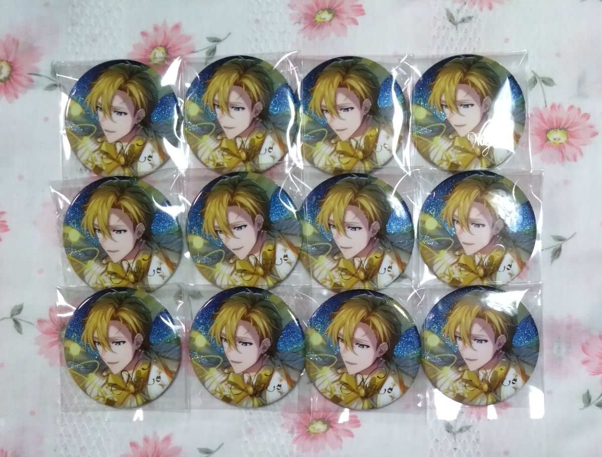 i7_trgAz89's tweet photo. 【交換／譲渡】アイドリッシュセブン アイナナ
16 STAR SIGNS UR 16STAR 16SS
TRIGGER 3rd Album "Trois"
10周年衣装
缶バッジ アクリルカード

【譲】
大和、ナギ、龍之介、千

【求】
同種 天 、 天含む場合 楽 (同数まで)
定価+送料

写真ごと纏めてお迎え頂ける場合、こちらで送料負担します

↓ https://t.co/bqeAHjm750