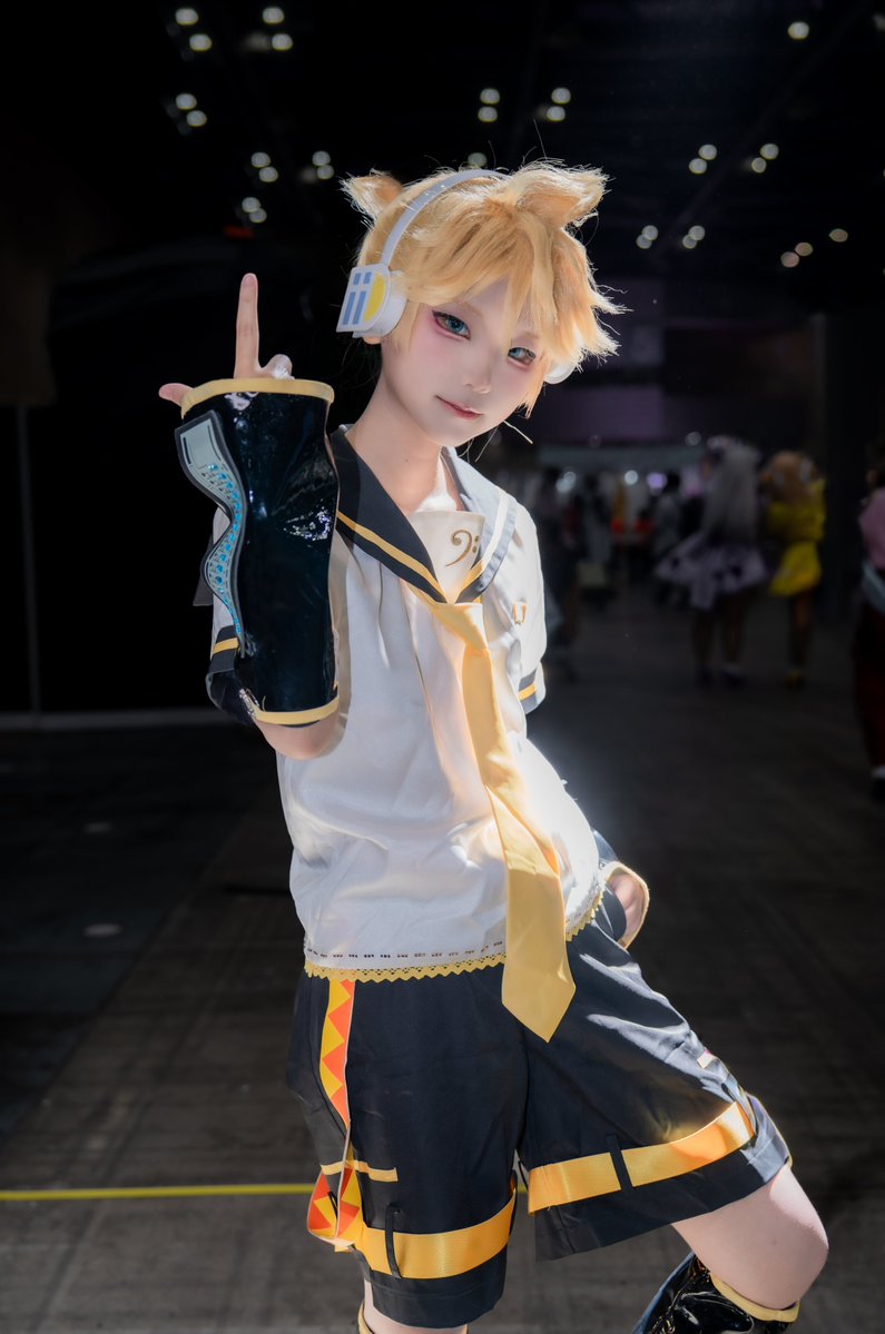 hebdesu's tweet photo. UP！
#VOCALOID #鏡音レン #コスプレ⚠️ https://t.co/ix8HIKrsoB