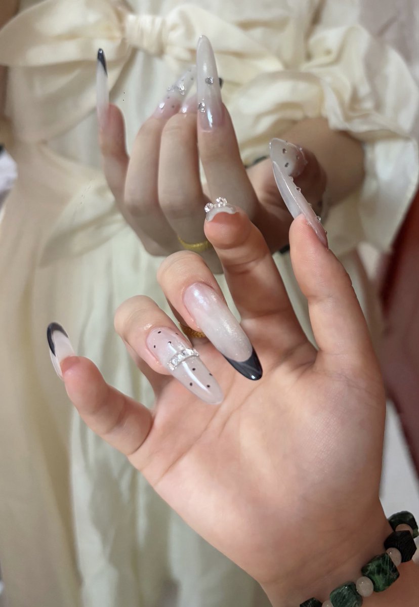 ChaiC_Xyz's tweet photo. 💅 https://t.co/i5YNM1IEsh