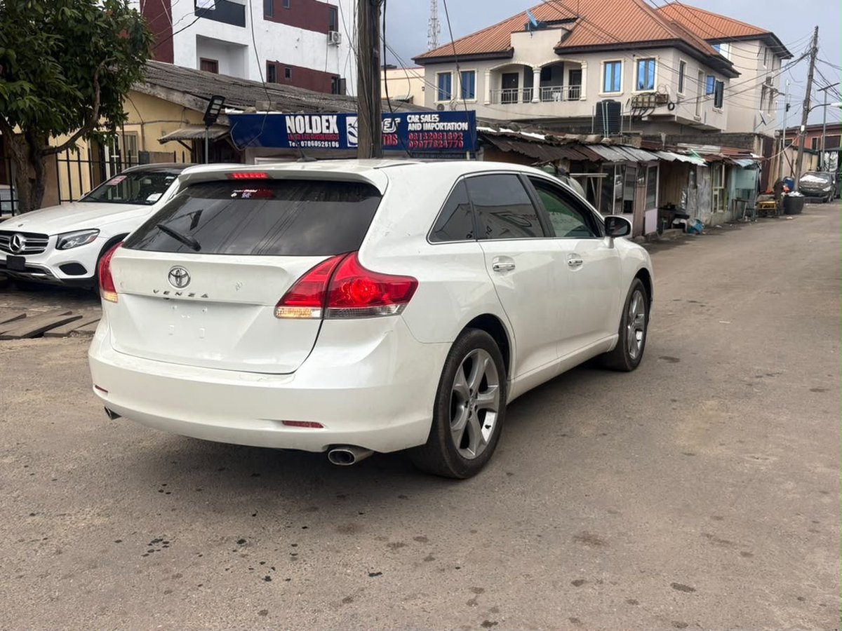 sheisblank_'s tweet photo. 2010 Venza
V6
Thumbstart 
Leather seat
Power boot 
August 2026 on custom 
Price :16.2m
Location :Ibadan
Send a DM on WhatsApp 08140552954 https://t.co/Mmvuv2U9h4
