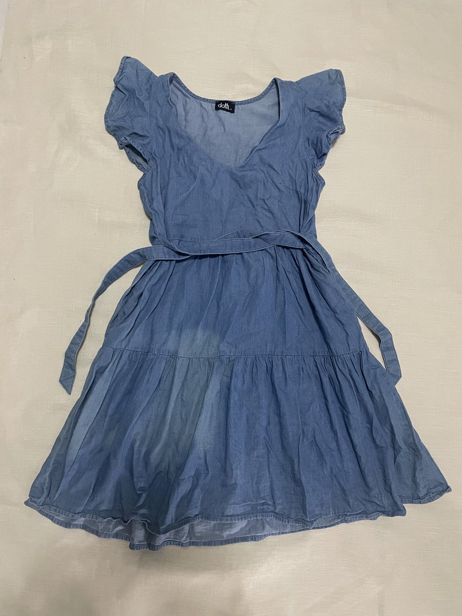 kuichevid's tweet photo. เดรส dotti มีเฟดตรงปลายกระโปรง ราคา 20฿

#ส่งต่อเสื้อผ้า #ส่งต่อเสื้อผ้ามือสอง #ส่งต่อเสื้อผ้ามือ2 #เสื้อผ้ามือสองสภาพดี #เสื้อผ้ามือสอง #เสื้อผ้ามือสองราคาถูก #เสื้อสเวตเตอร์ #เสื้อครอป #เสื้อคลุม #กระเป๋ามือสอง #รองเท้ามือสองสภาพดี https://t.co/d85bdlQvJG