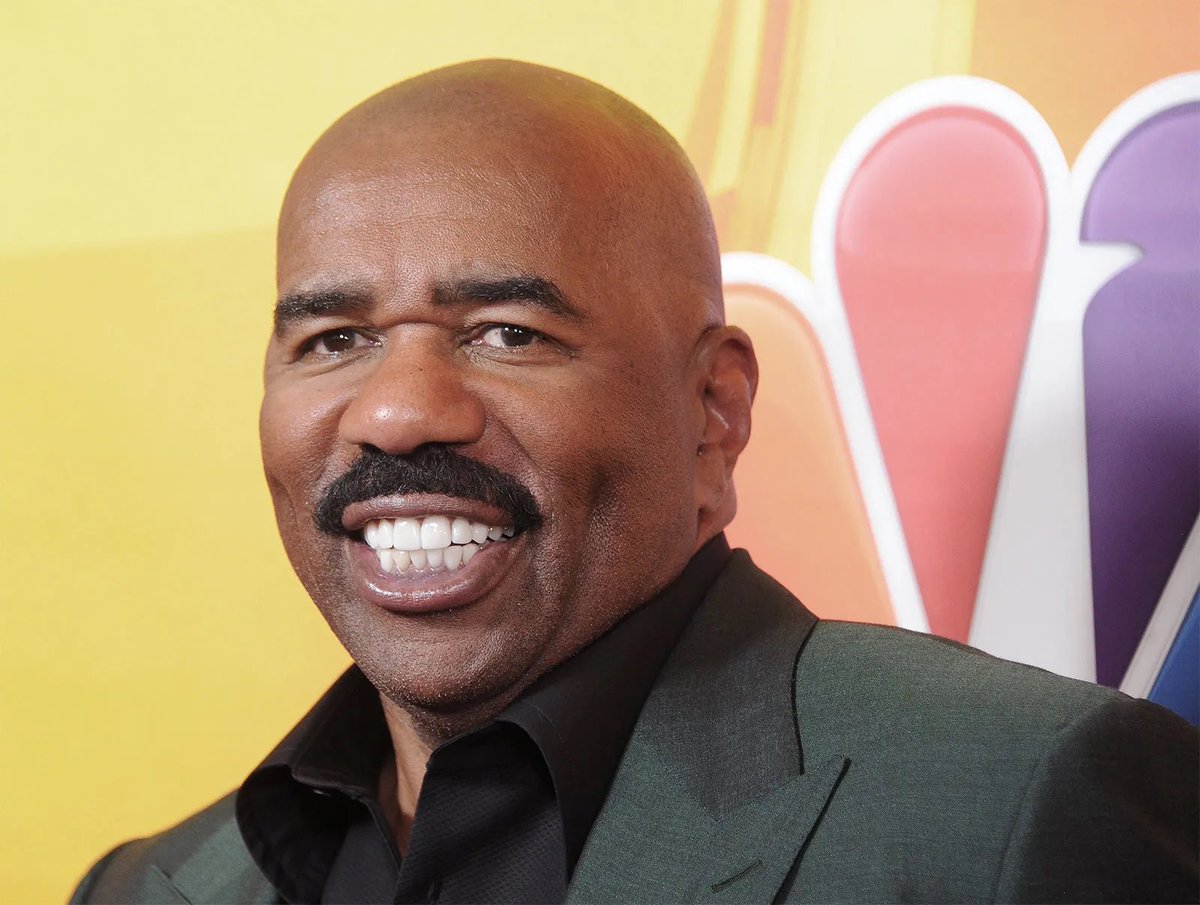 Jacobhim1738's tweet photo. @mamaxoxomia @Lordpein3497 Funny thing is you look nothing like your profile pic, you kinda resemble Steve Harvey without all that makeup🤣. Not so fun now is it https://t.co/SDkc8BCGFP