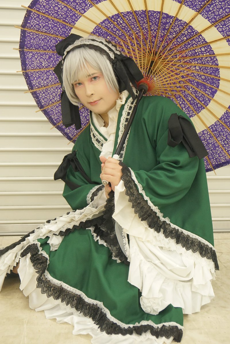 akatsukihizuki's tweet photo. 和傘妖夢ちゃん！
今回は刀ではなく和傘を手にして��ました

写真:銀狐・妖女さん(@mengitune) https://t.co/TQuLXSWAVX