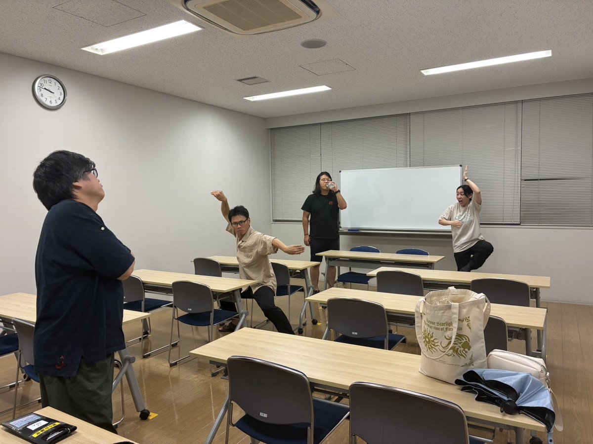 AItoAQ's tweet photo. ということで、お邪魔させてもらってます〜！
初のカブフェス出演側！！
写真の通り、楽しんでおります♫

短くも濃いぃ演目となっていますので、ご都合合えば是非とも！ https://t.co/agmHl4vy9J