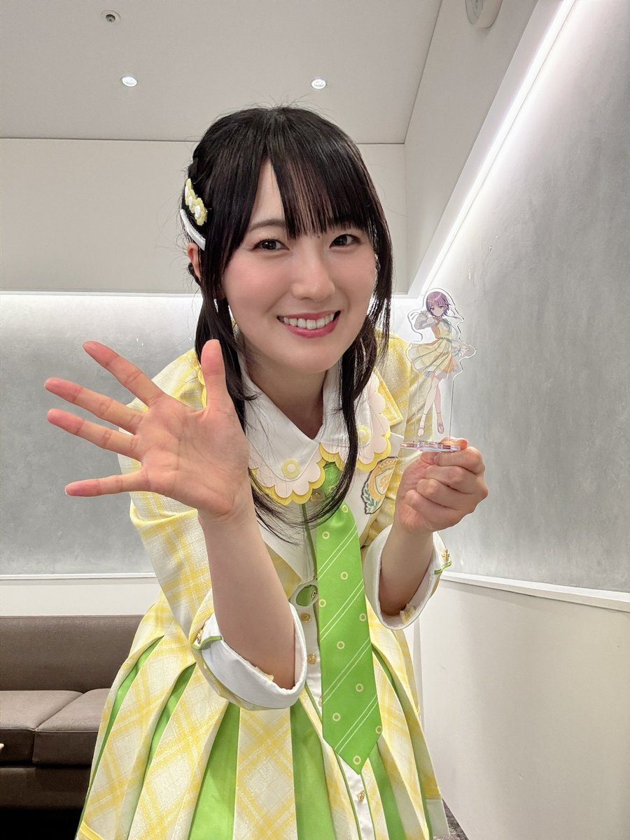 YUI_STAFF's tweet photo. #BSF2026
今回のために、ひまわりシンフォニーも衣装を作っていただきました！

みんな少しずつ形が違って、細部にまでこだわりが✨

こんなかわいいアイドル衣装を着る石川…貴重だ(   ᐕ)و笑

また着られる日が来ますように🌻
#シャインポスト https://t.co/wwHiGhiQeV
