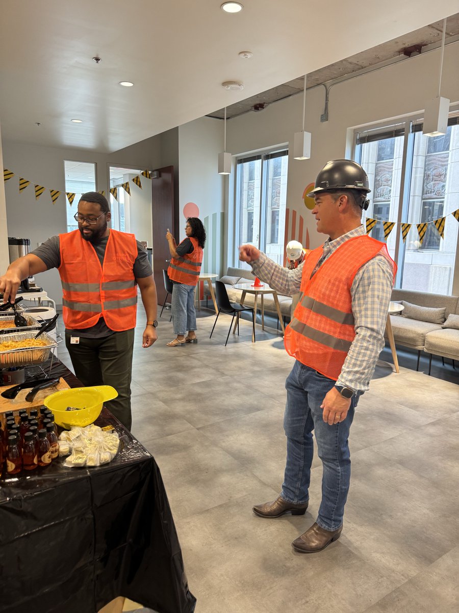 FoundryCRE's tweet photo. 🚧 Hard hats and breakfast! Our Development Managers and Paralegal team went all in on this month's “Under Construction” Friday Breakfast! https://t.co/vaaYPBWyq5