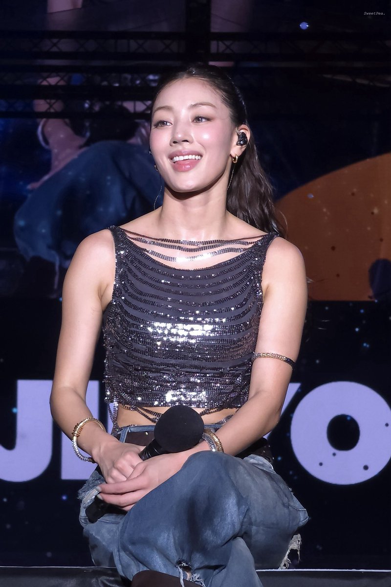 SweetPea__tw9's tweet photo. 260912 waterbomb 高雄🇹🇼

🐈‍⬛🫧

#TWICE #트와이스 #지효 #JIHYO #ジヒョ https://t.co/cQQuTkInvt