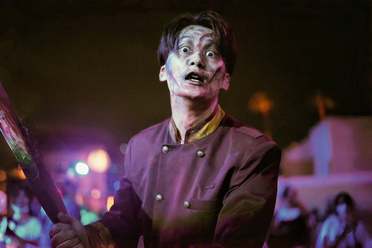 OPTC1111rrz's tweet photo. 26/9/14 ハロウィーン・ホラー・ナイト

真っ青からここまで持ってきたけど青抜きすぎるのもなんかな…と。推しさんが被写体として天才であることは大前提として。

#USJファン 
#ホラナイ https://t.co/kiqa7myHNg