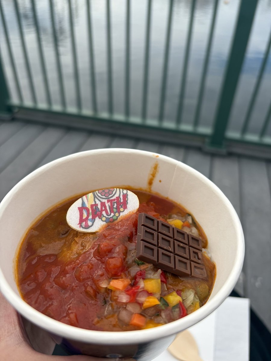 daybreak_mimay's tweet photo. ユニハロの季節…1年はやすぎ🫠
誰でもいいからめっちゃ誘ってほしい🥹 https://t.co/eWhC3UfF29